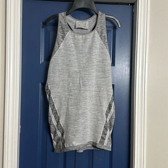 Athleta Agile Colorblock Tank Size Large - Picture 2 of 6
